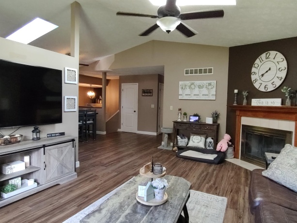 135 Liverpool, POPLAR GROVE, Illinois 61065, 6 Bedrooms Bedrooms, ,2 BathroomsBathrooms,House,For Sale,Liverpool,202505303