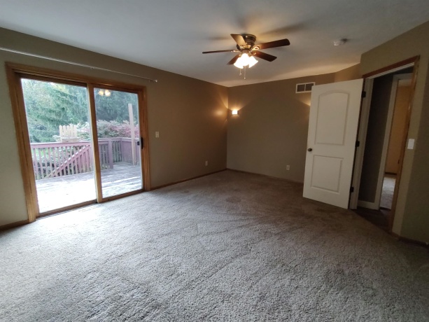 135 Liverpool, POPLAR GROVE, Illinois 61065, 6 Bedrooms Bedrooms, ,2 BathroomsBathrooms,House,For Sale,Liverpool,202505303