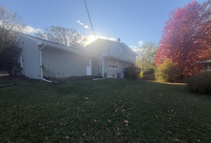 1752 Stephenson, FREEPORT, Illinois 61032, 5 Bedrooms Bedrooms, ,3 BathroomsBathrooms,House,For Sale,Stephenson,202507150