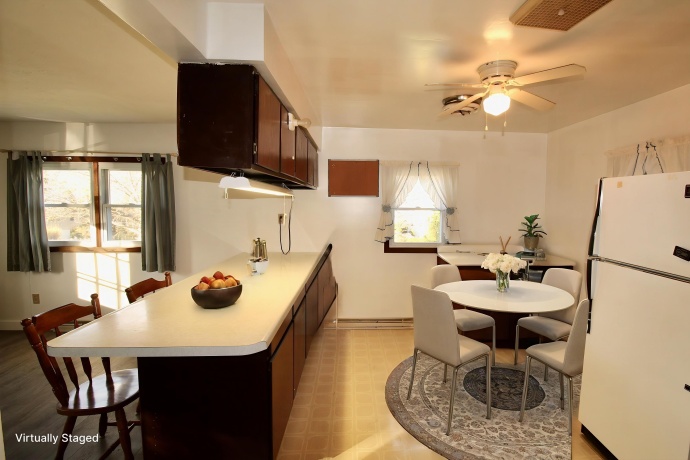 216 River, ROCKTON, Illinois 61072, 3 Bedrooms Bedrooms, ,1 BathroomBathrooms,House,For Sale,River,202507151