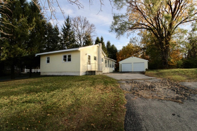 216 River, ROCKTON, Illinois 61072, 3 Bedrooms Bedrooms, ,1 BathroomBathrooms,House,For Sale,River,202507151