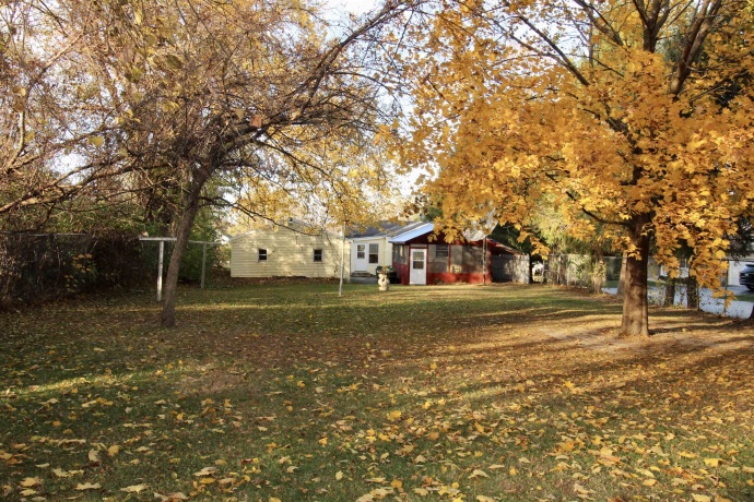 216 River, ROCKTON, Illinois 61072, 3 Bedrooms Bedrooms, ,1 BathroomBathrooms,House,For Sale,River,202507151