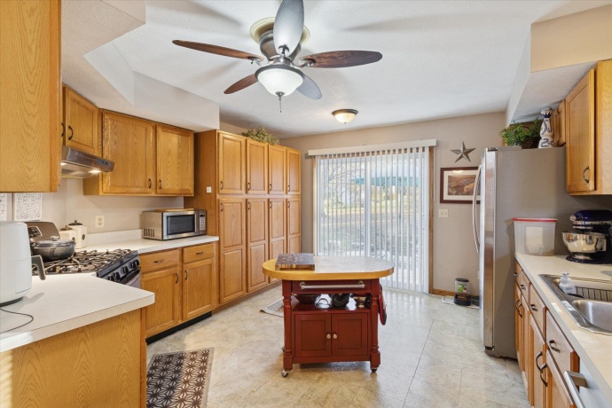 109 Galleon Run, POPLAR GROVE, Illinois 61065, 3 Bedrooms Bedrooms, ,2 BathroomsBathrooms,House,For Sale,Galleon Run,202507152