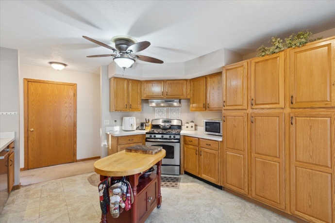 109 Galleon Run, POPLAR GROVE, Illinois 61065, 3 Bedrooms Bedrooms, ,2 BathroomsBathrooms,House,For Sale,Galleon Run,202507152