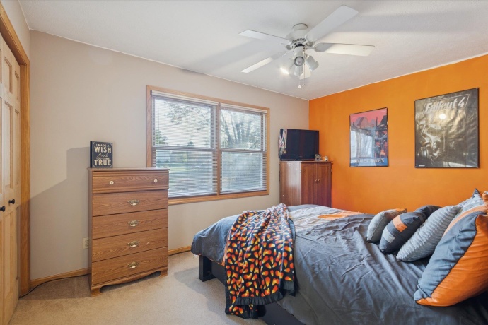 109 Galleon Run, POPLAR GROVE, Illinois 61065, 3 Bedrooms Bedrooms, ,2 BathroomsBathrooms,House,For Sale,Galleon Run,202507152