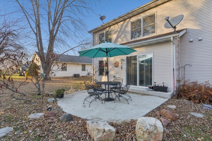 109 Galleon Run, POPLAR GROVE, Illinois 61065, 3 Bedrooms Bedrooms, ,2 BathroomsBathrooms,House,For Sale,Galleon Run,202507152