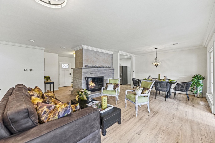 2915 RURAL, ROCKFORD, Illinois 61107, 3 Bedrooms Bedrooms, ,3 BathroomsBathrooms,House,For Sale,RURAL,202507153