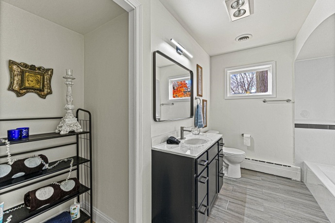 2915 RURAL, ROCKFORD, Illinois 61107, 3 Bedrooms Bedrooms, ,3 BathroomsBathrooms,House,For Sale,RURAL,202507153