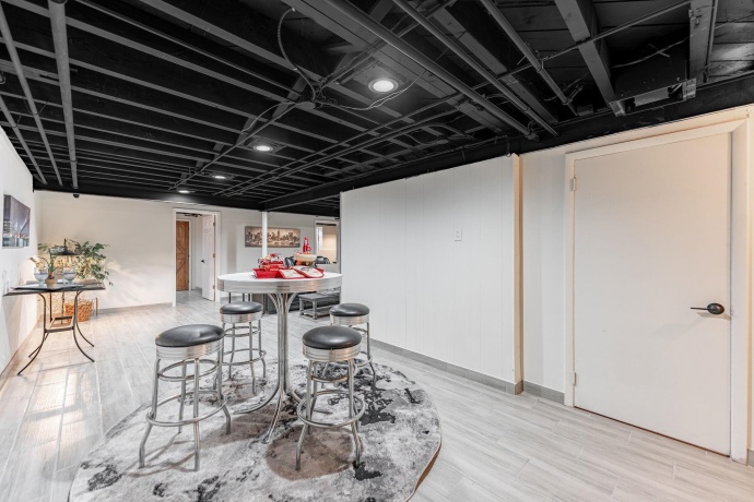 2915 RURAL, ROCKFORD, Illinois 61107, 3 Bedrooms Bedrooms, ,3 BathroomsBathrooms,House,For Sale,RURAL,202507153