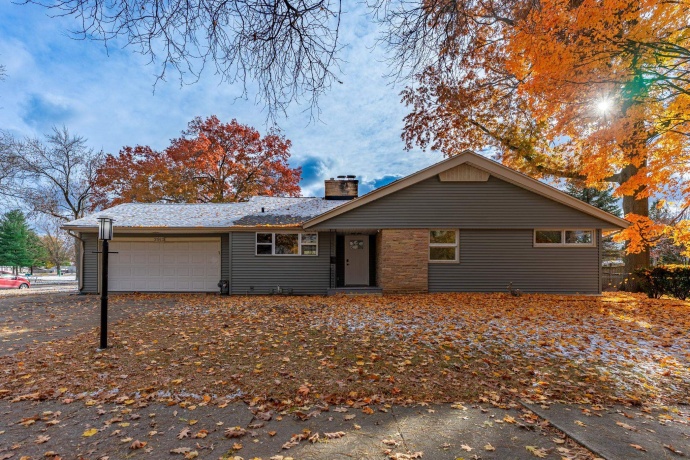 2915 RURAL, ROCKFORD, Illinois 61107, 3 Bedrooms Bedrooms, ,3 BathroomsBathrooms,House,For Sale,RURAL,202507153