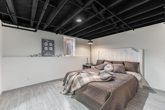 2915 RURAL, ROCKFORD, Illinois 61107, 3 Bedrooms Bedrooms, ,3 BathroomsBathrooms,House,For Sale,RURAL,202507153