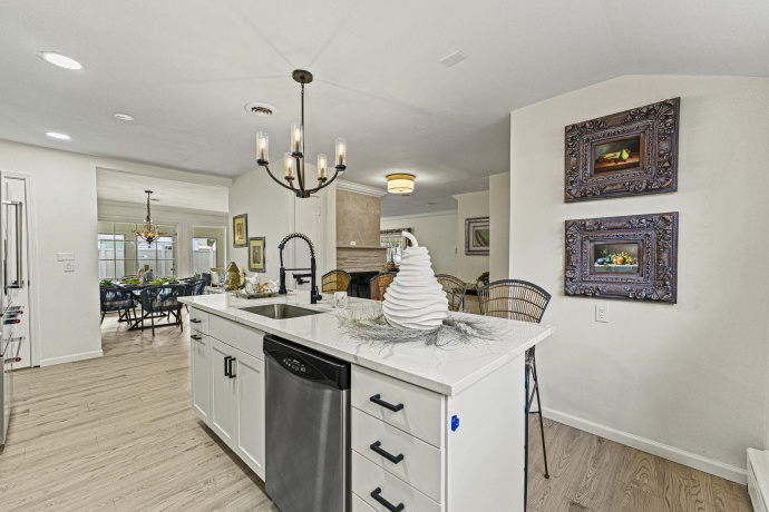 2915 RURAL, ROCKFORD, Illinois 61107, 3 Bedrooms Bedrooms, ,3 BathroomsBathrooms,House,For Sale,RURAL,202507153