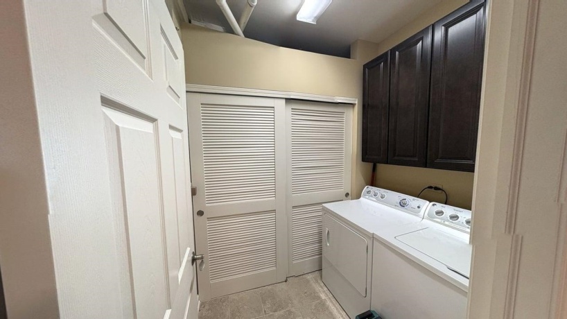 11914 Hollister, HUNTLEY, Illinois 60142, 3 Bedrooms Bedrooms, ,2 BathroomsBathrooms,House,For Sale,Hollister,202507154