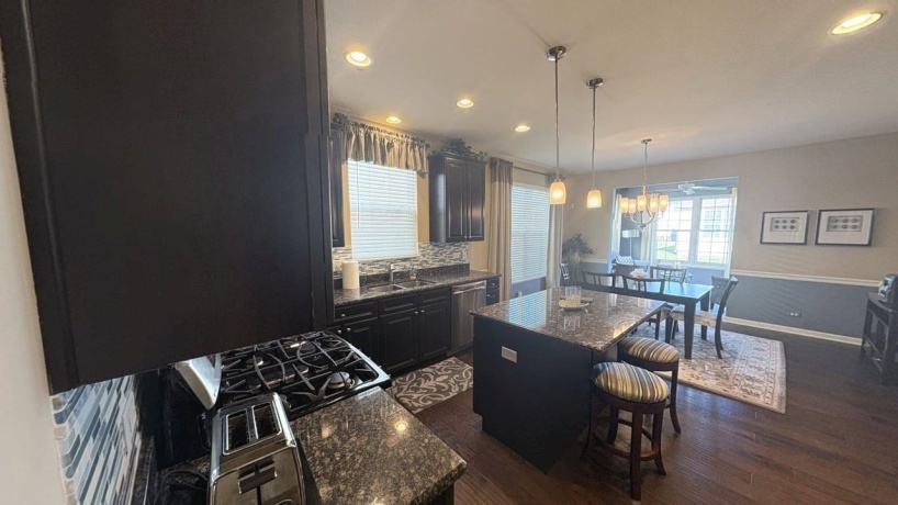 11914 Hollister, HUNTLEY, Illinois 60142, 3 Bedrooms Bedrooms, ,2 BathroomsBathrooms,House,For Sale,Hollister,202507154