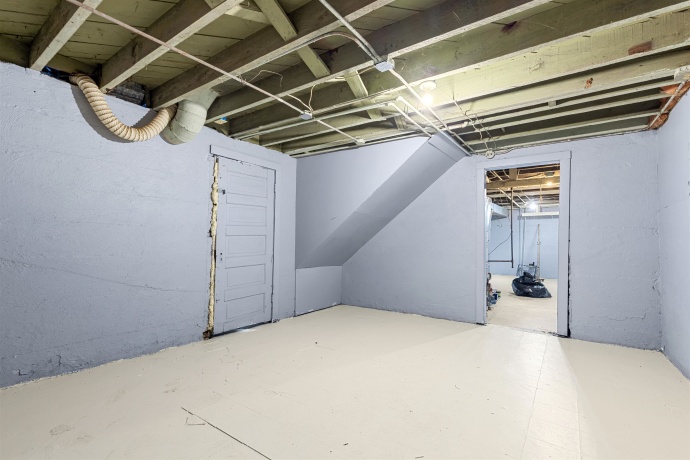 915-917 Winnebago, ROCKFORD, Illinois 61103, ,2 Units,For Sale,Winnebago,202507155