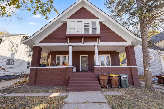 915-917 Winnebago, ROCKFORD, Illinois 61103, ,2 Units,For Sale,Winnebago,202507155