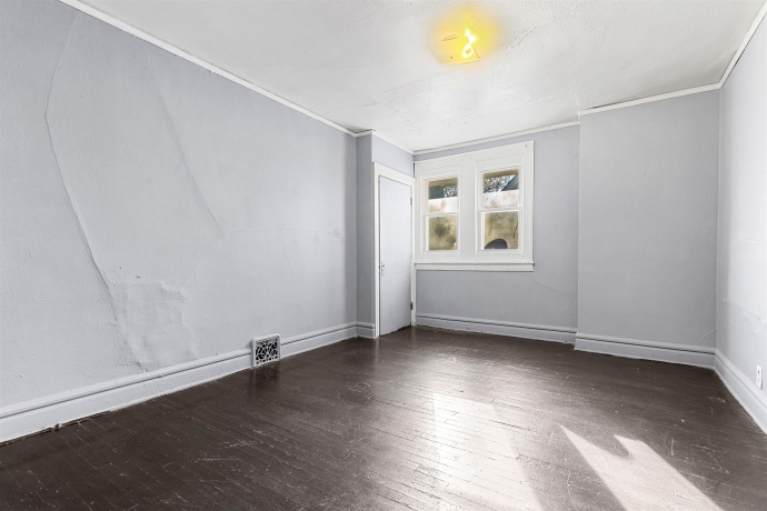 915-917 Winnebago, ROCKFORD, Illinois 61103, ,2 Units,For Sale,Winnebago,202507155