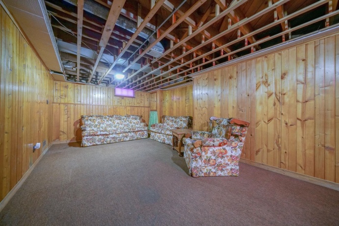 812 Mckinley, BELVIDERE, Illinois 61008, 2 Bedrooms Bedrooms, ,1 BathroomBathrooms,House,For Sale,Mckinley,202507156