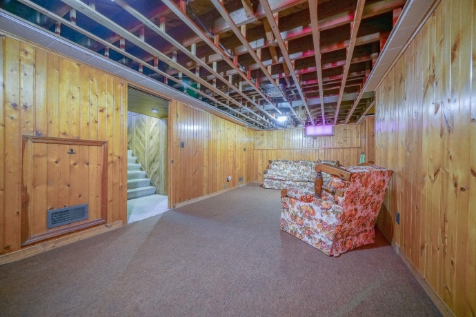 812 Mckinley, BELVIDERE, Illinois 61008, 2 Bedrooms Bedrooms, ,1 BathroomBathrooms,House,For Sale,Mckinley,202507156