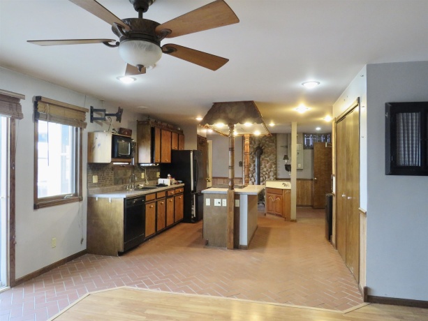 1139 US HWY 20 East, ELIZABETH, Illinois 61028, 3 Bedrooms Bedrooms, ,1 BathroomBathrooms,Farm,For Sale,US HWY 20 East,202502953