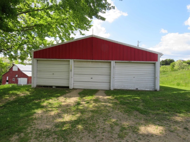 1139 US HWY 20 East, ELIZABETH, Illinois 61028, 3 Bedrooms Bedrooms, ,1 BathroomBathrooms,Farm,For Sale,US HWY 20 East,202502953