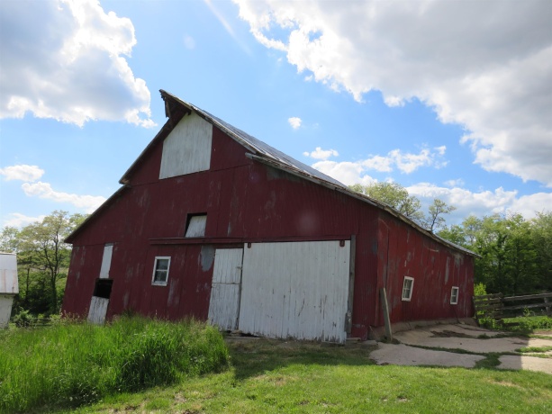 1139 US HWY 20 East, ELIZABETH, Illinois 61028, 3 Bedrooms Bedrooms, ,1 BathroomBathrooms,Farm,For Sale,US HWY 20 East,202502953