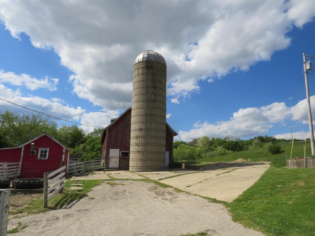 1139 US HWY 20 East, ELIZABETH, Illinois 61028, 3 Bedrooms Bedrooms, ,1 BathroomBathrooms,Farm,For Sale,US HWY 20 East,202502953