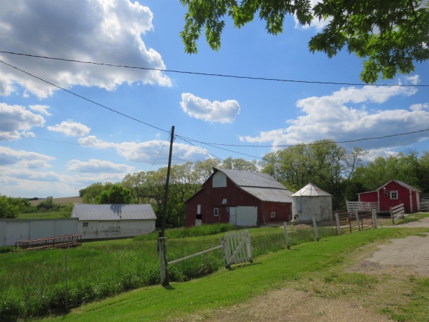 1139 US HWY 20 East, ELIZABETH, Illinois 61028, 3 Bedrooms Bedrooms, ,1 BathroomBathrooms,Farm,For Sale,US HWY 20 East,202502953