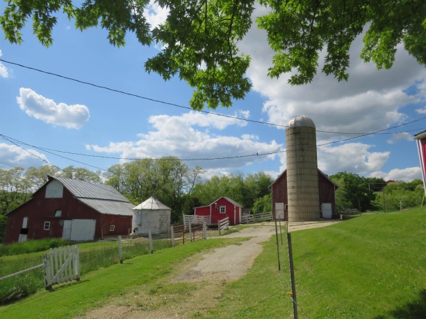 1139 US HWY 20 East, ELIZABETH, Illinois 61028, 3 Bedrooms Bedrooms, ,1 BathroomBathrooms,Farm,For Sale,US HWY 20 East,202502953