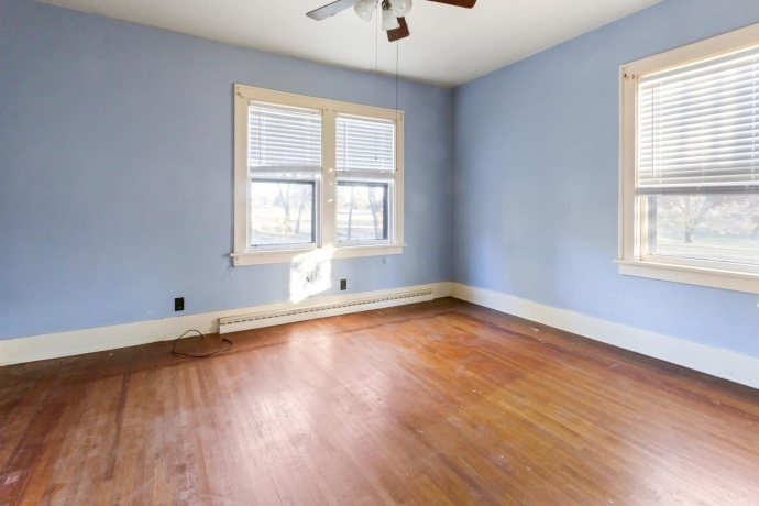 1737 Brinton, DIXON, Illinois 61021, 5 Bedrooms Bedrooms, ,2 BathroomsBathrooms,House,For Sale,Brinton,202507158