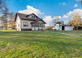 1737 Brinton, DIXON, Illinois 61021, 5 Bedrooms Bedrooms, ,2 BathroomsBathrooms,House,For Sale,Brinton,202507158