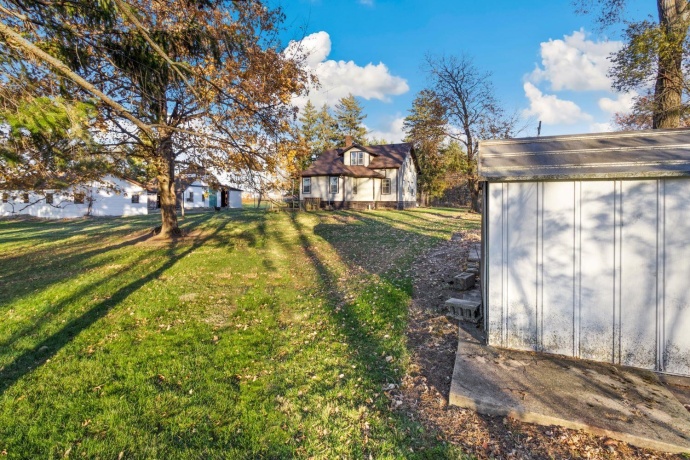 1737 Brinton, DIXON, Illinois 61021, 5 Bedrooms Bedrooms, ,2 BathroomsBathrooms,House,For Sale,Brinton,202507158