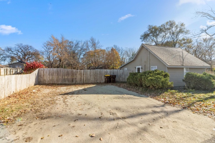 2822 Sewell, ROCKFORD, Illinois 61108, 1 Bedroom Bedrooms, ,1 BathroomBathrooms,House,For Sale,Sewell,202507159