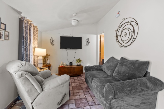 2822 Sewell, ROCKFORD, Illinois 61108, 1 Bedroom Bedrooms, ,1 BathroomBathrooms,House,For Sale,Sewell,202507159