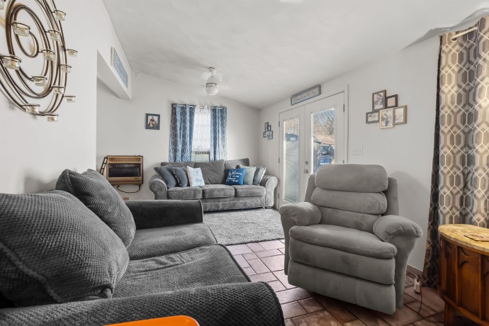 2822 Sewell, ROCKFORD, Illinois 61108, 1 Bedroom Bedrooms, ,1 BathroomBathrooms,House,For Sale,Sewell,202507159