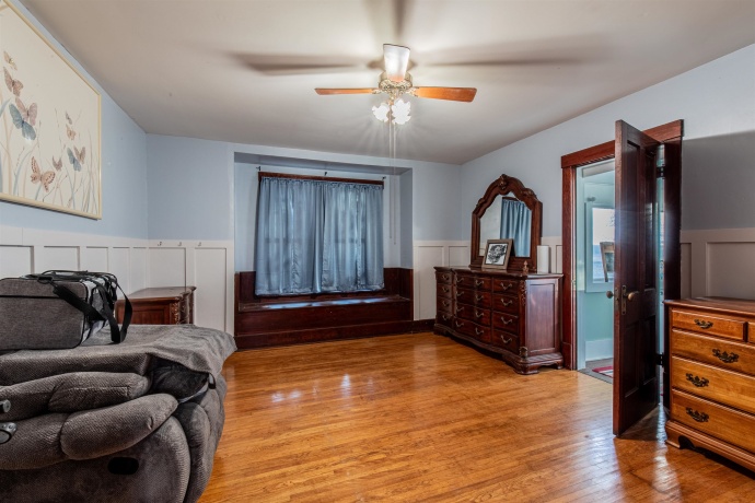 72 Main, LA MOILLE, Illinois 61330, 3 Bedrooms Bedrooms, ,1 BathroomBathrooms,House,For Sale,Main,202507160