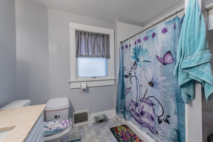 72 Main, LA MOILLE, Illinois 61330, 3 Bedrooms Bedrooms, ,1 BathroomBathrooms,House,For Sale,Main,202507160