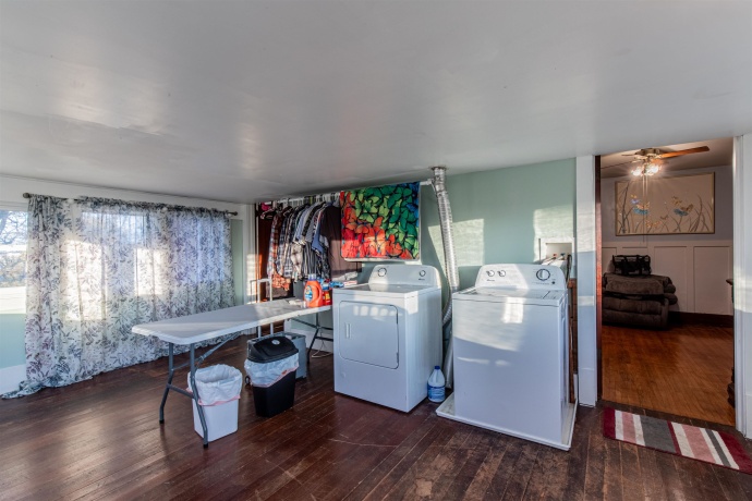 72 Main, LA MOILLE, Illinois 61330, 3 Bedrooms Bedrooms, ,1 BathroomBathrooms,House,For Sale,Main,202507160