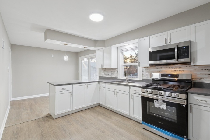 519 Sycamore, GENOA, Illinois 60135, 3 Bedrooms Bedrooms, ,2 BathroomsBathrooms,House,For Sale,Sycamore,202507161