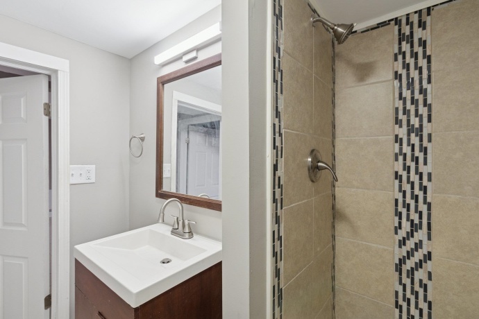 519 Sycamore, GENOA, Illinois 60135, 3 Bedrooms Bedrooms, ,2 BathroomsBathrooms,House,For Sale,Sycamore,202507161