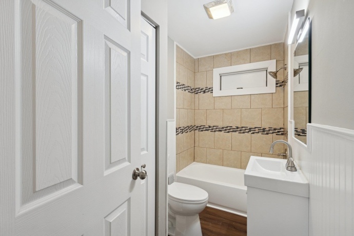 519 Sycamore, GENOA, Illinois 60135, 3 Bedrooms Bedrooms, ,2 BathroomsBathrooms,House,For Sale,Sycamore,202507161