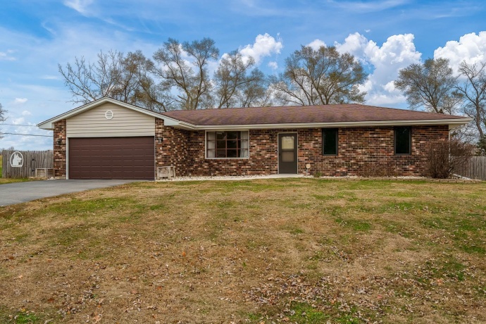 10713 BANYAN, MACHESNEY PARK, Illinois 61115, 3 Bedrooms Bedrooms, ,2 BathroomsBathrooms,House,For Sale,BANYAN,202507165