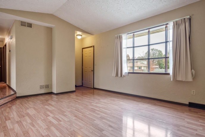 10713 BANYAN, MACHESNEY PARK, Illinois 61115, 3 Bedrooms Bedrooms, ,2 BathroomsBathrooms,House,For Sale,BANYAN,202507165