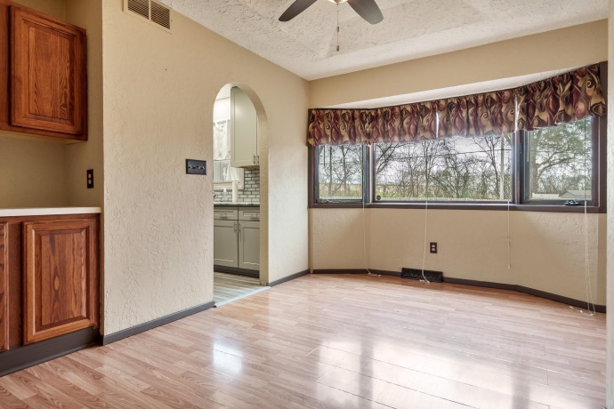 10713 BANYAN, MACHESNEY PARK, Illinois 61115, 3 Bedrooms Bedrooms, ,2 BathroomsBathrooms,House,For Sale,BANYAN,202507165