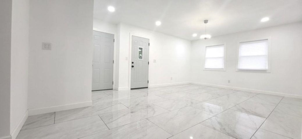 4016 Dempster Avenue, ROCKFORD, Illinois 61108, 3 Bedrooms Bedrooms, ,2 BathroomsBathrooms,House,For Sale,Dempster Avenue,202507171