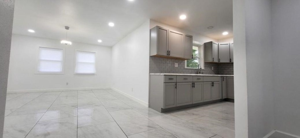 4016 Dempster Avenue, ROCKFORD, Illinois 61108, 3 Bedrooms Bedrooms, ,2 BathroomsBathrooms,House,For Sale,Dempster Avenue,202507171