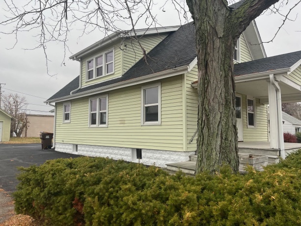 508 Grand, LOVES PARK, Illinois 61111, 3 Bedrooms Bedrooms, ,1 BathroomBathrooms,House,For Sale,Grand,202507172