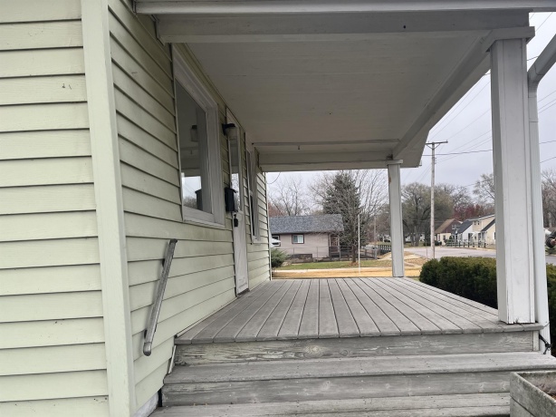 508 Grand, LOVES PARK, Illinois 61111, 3 Bedrooms Bedrooms, ,1 BathroomBathrooms,House,For Sale,Grand,202507172