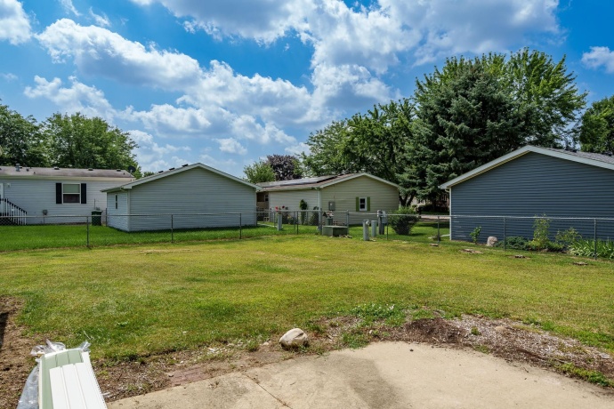 5381 EBONYWOOD, ROSCOE, Illinois 61073, 3 Bedrooms Bedrooms, ,2 BathroomsBathrooms,House,For Sale,EBONYWOOD,202505040