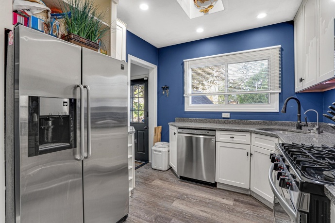 4212 pinecrest, ROCKFORD, Illinois 61107, 3 Bedrooms Bedrooms, ,2 BathroomsBathrooms,House,For Sale,pinecrest,202507174